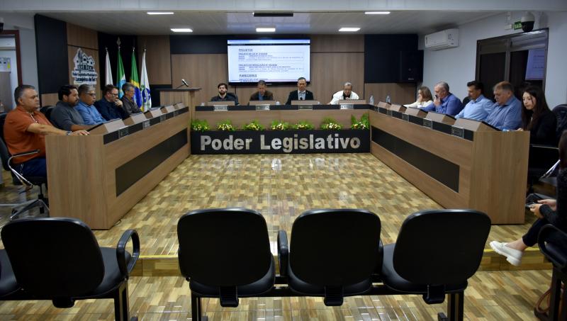 Câmara de Laranjeiras do Sul aprova projetos importantes e encaminha dezenas de demandas da população ao Executivo